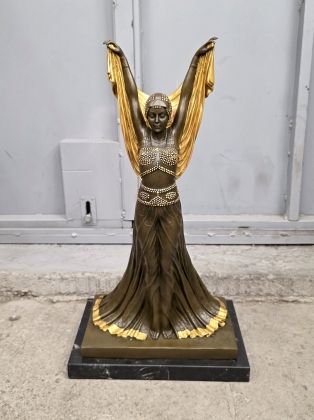 Саломея, золотая танцовщица Саломея, золотая танцовщица