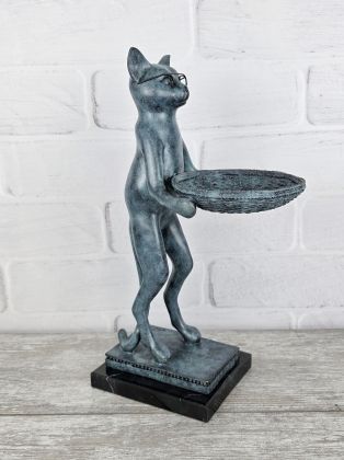 Кот с подносом Кот с подносом